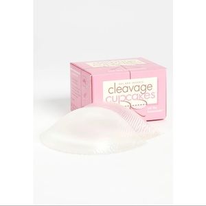 Commando Cleavage Cupcakes